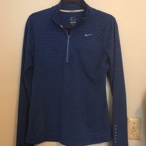 NIKE 1/4 ZIP ATHLETIC TOP